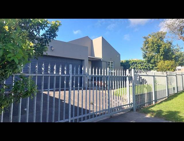 3 BEDROOM HOUSE FOR SALE IN RICHWOOD